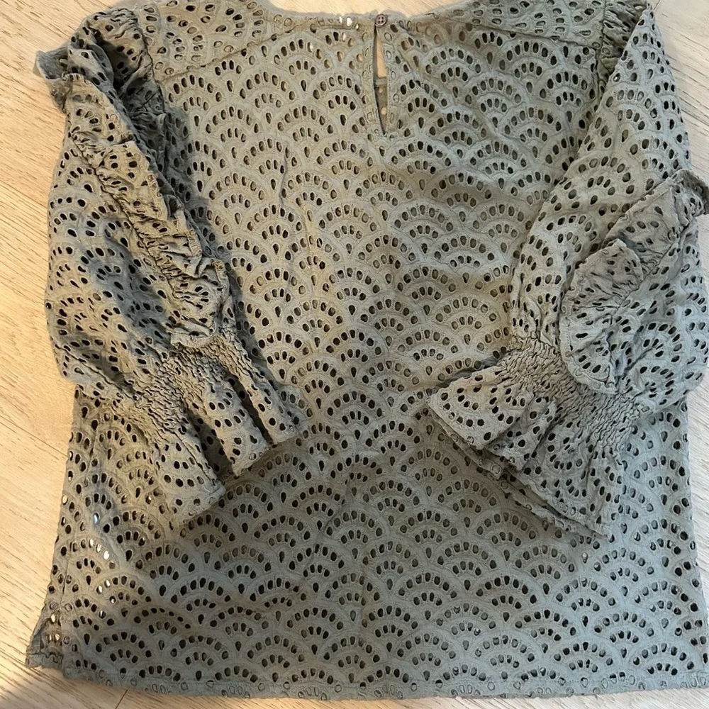 Part Two Eyelet Blouse - Picture 6 of 7